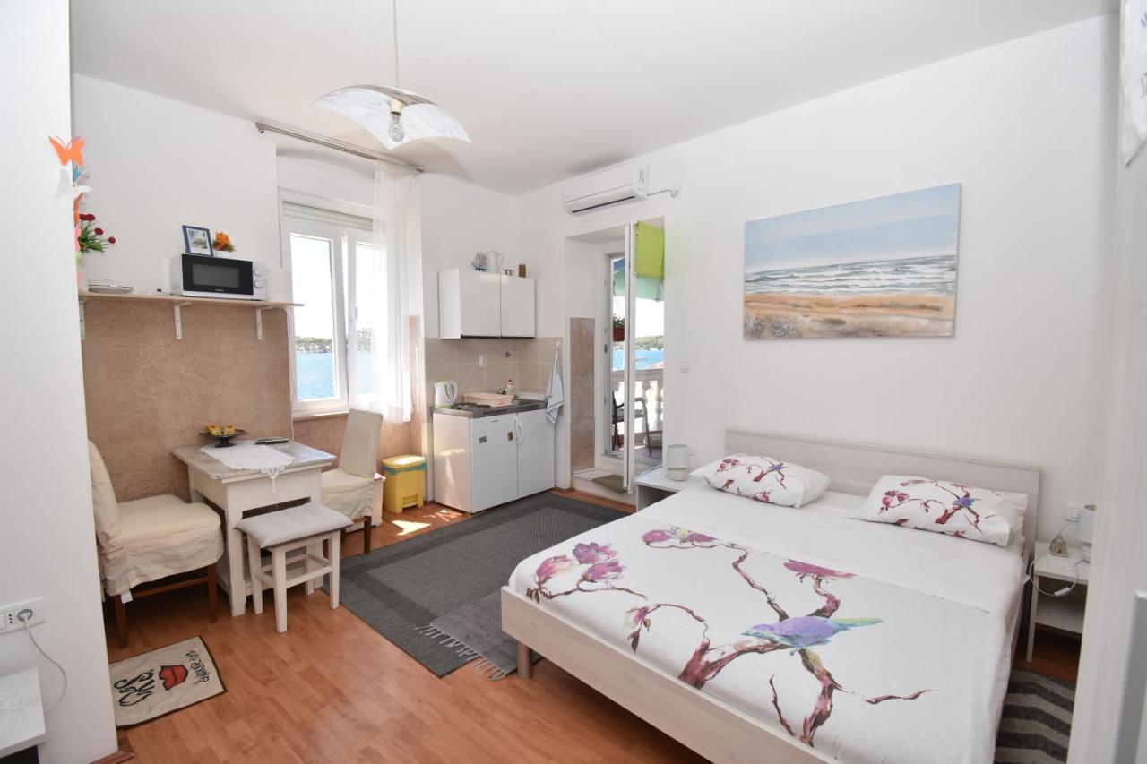 Apartmani Rina Sibenik Exterior photo