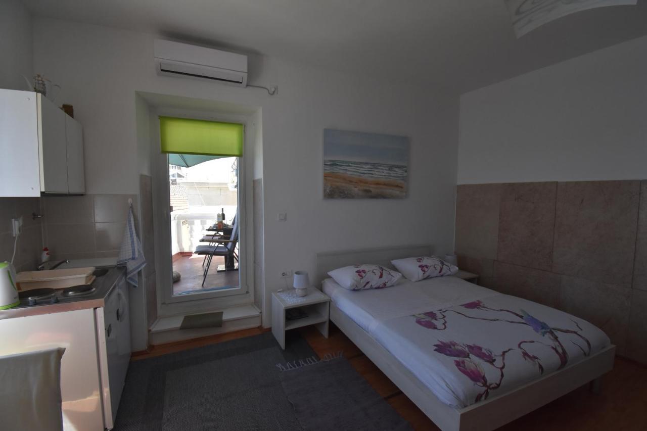 Apartmani Rina Sibenik Exterior photo