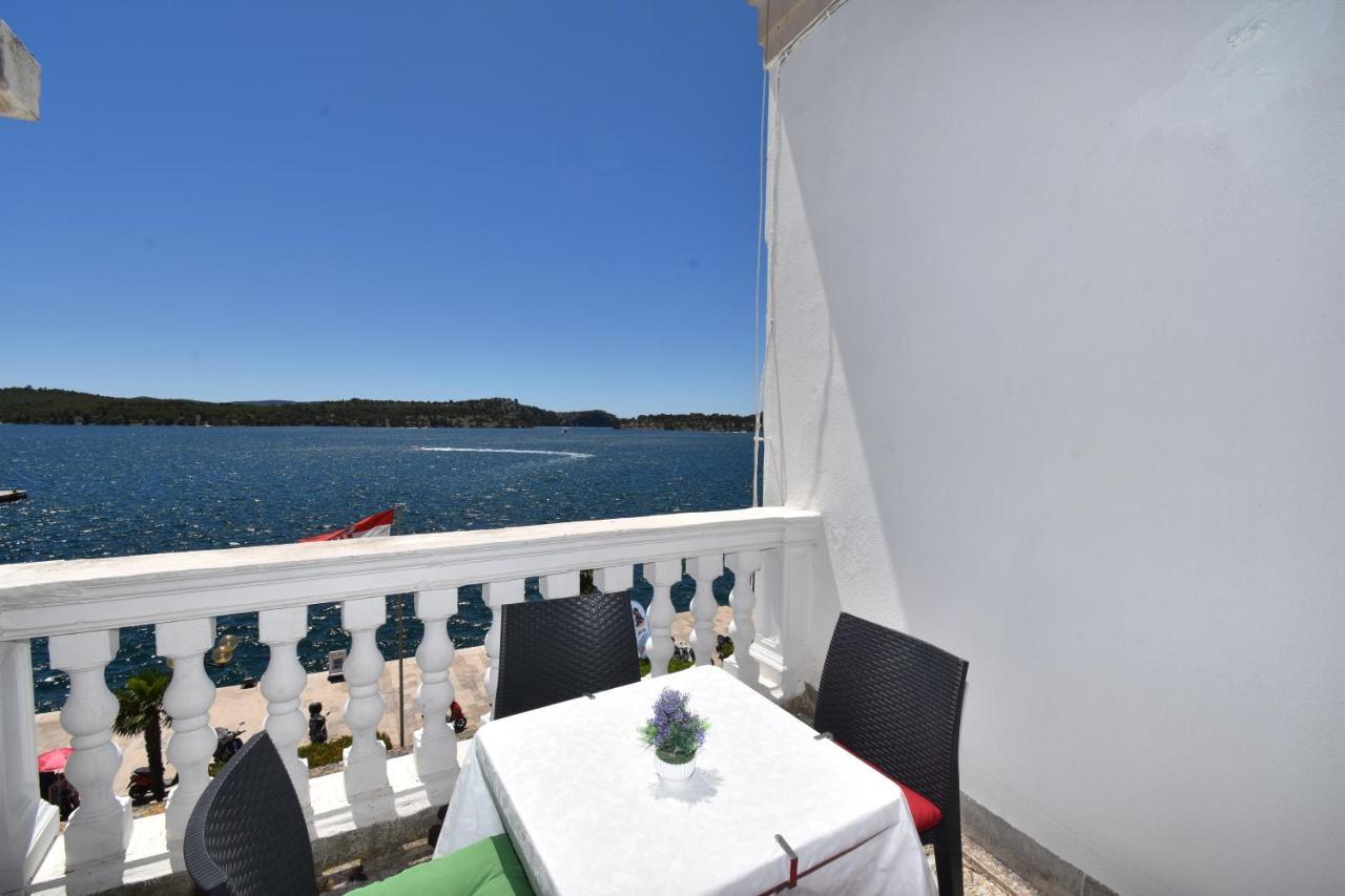 Apartmani Rina Sibenik Exterior photo