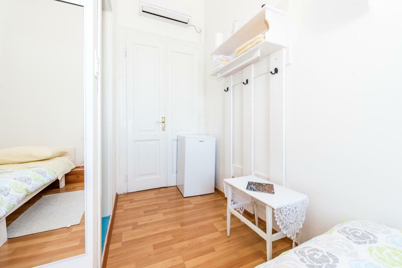 Apartmani Rina Sibenik Exterior photo