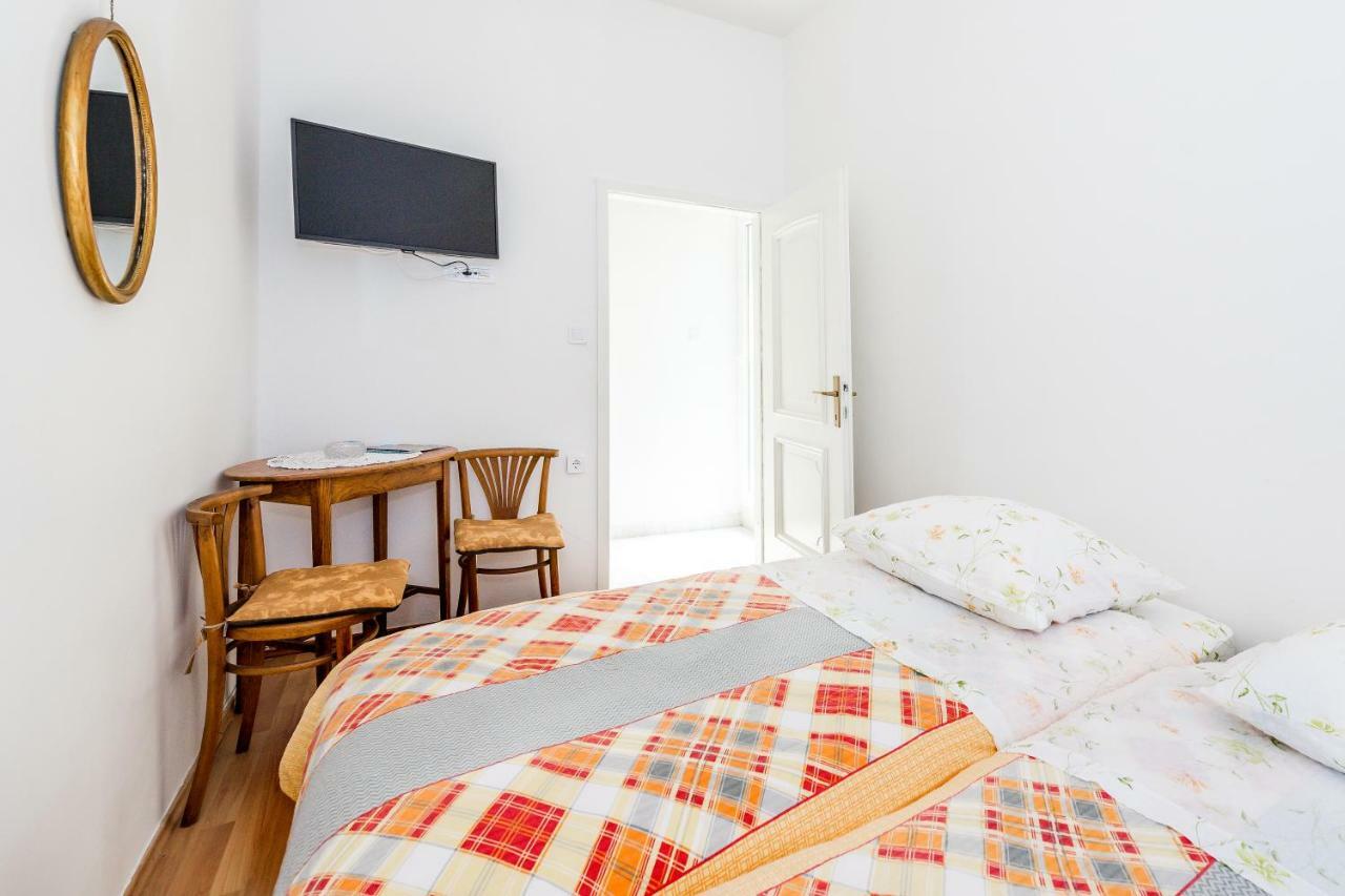 Apartmani Rina Sibenik Exterior photo